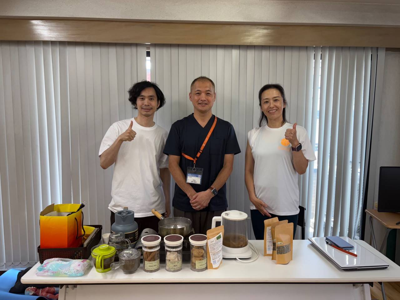 「経絡ヨガ＆漢方茶試飲会」大成功